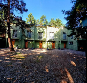 Žalieji kotedžai ( Green cotage), Palanga